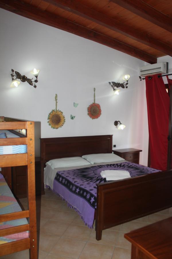 B&B Sotto Le Stelle Vacanze Bari Sardo Buitenkant foto